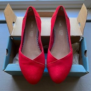 Tom’s Julie flats size 8